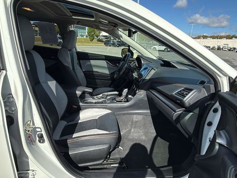 Used 2019 Subaru Crosstrek 2.0i Limited w/ Moonroof Package image 18