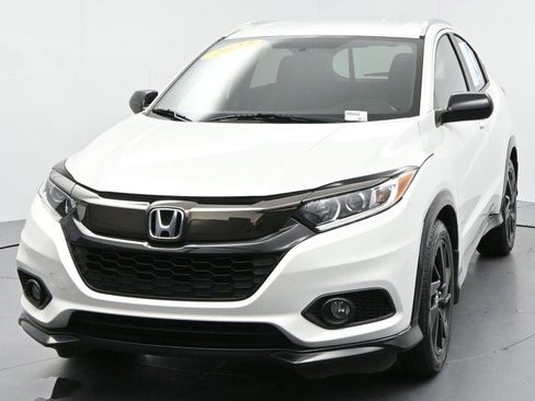 Used 2022 Honda HR-V Sport image 2