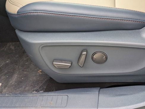 New 2026 Ford Maverick Lariat w/ 4K Tow Package image 20