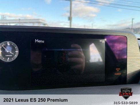 Used 2021 Lexus ES 250 w/ Premium Package image 18