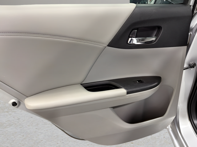 Used 2014 Honda Accord EX-L image 30