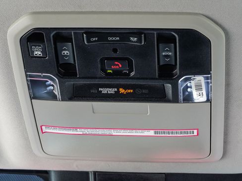 Used 2023 Toyota Tundra TRD Pro AWD/4WD image 32