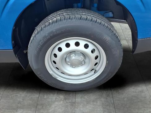 New 2025 Ford Maverick XL image 13