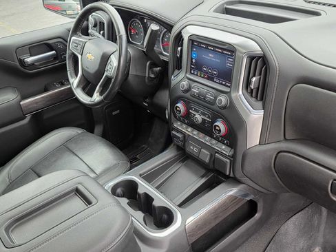 Used 2022 Chevrolet Silverado 1500 LTZ w/ LTZ Premium Package AWD/4WD image 10