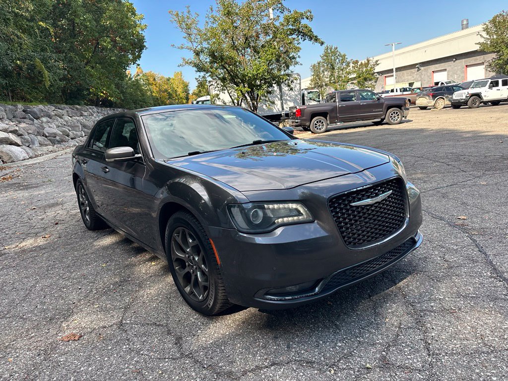 Used 2016 Chrysler 300 S w/ 300S Premium Group AWD/4WD image 7