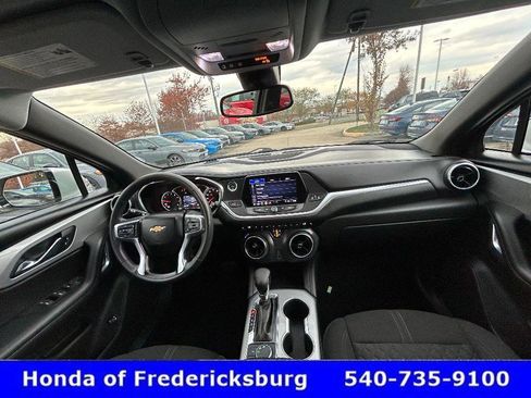 Used 2021 Chevrolet Blazer LT image 30