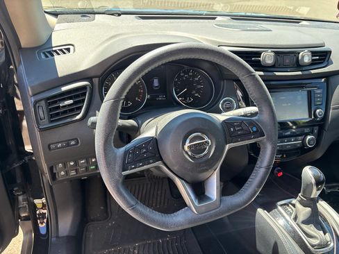 Used 2020 Nissan Rogue SL w/ Premium Package AWD/4WD image 8