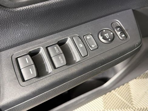 Used 2024 Honda CR-V Sport image 25
