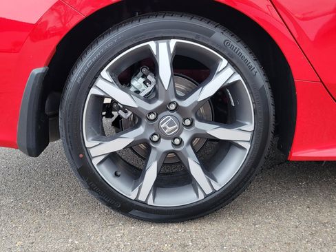 Used 2025 Honda Civic Sport Touring image 5