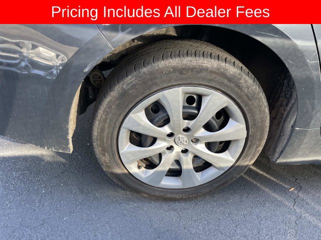 Used 2023 Toyota Corolla LE FWD image 9