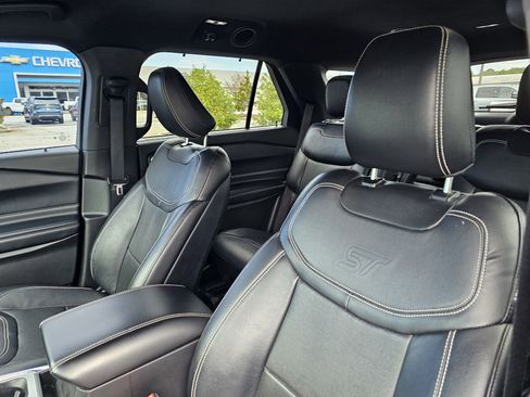 Used 2020 Ford Explorer ST w/ Premium Technology Package image 19