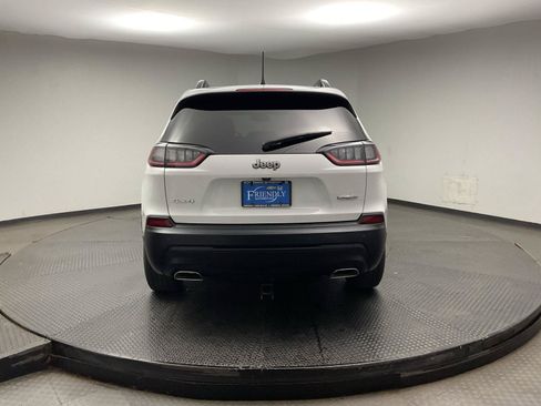Used 2022 Jeep Cherokee Latitude Lux w/ Sun & Sound Group AWD/4WD image 6