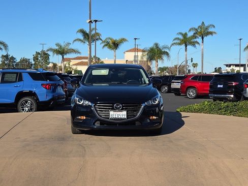 Used 2018 MAZDA MAZDA3 Touring image 9