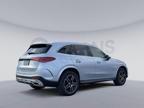 Certified 2025 Mercedes-Benz GLC 300 4MATIC image 5