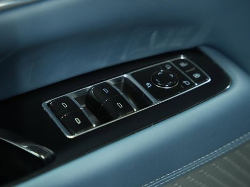 Used 2025 Cadillac Escalade IQ Luxury 2 w/ LPO, Premium Carpet Package AWD/4WD image 29