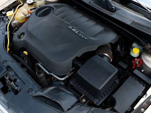 Used 2013 Chrysler 200 Touring w/ Cold Weather Group FWD image 45
