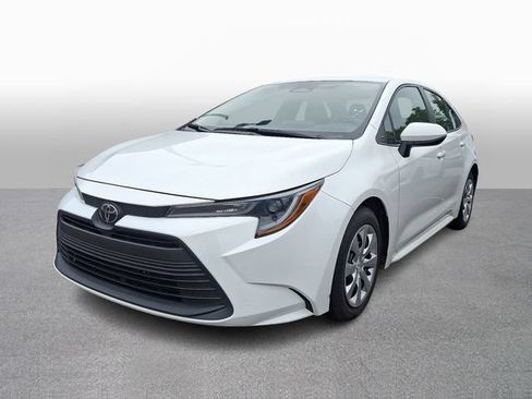 Used 2024 Toyota Corolla LE FWD image 1