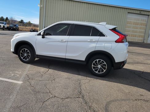 Used 2020 Mitsubishi Eclipse Cross ES image 8
