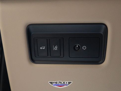 Used 2017 Land Rover Range Rover Supercharged image 39