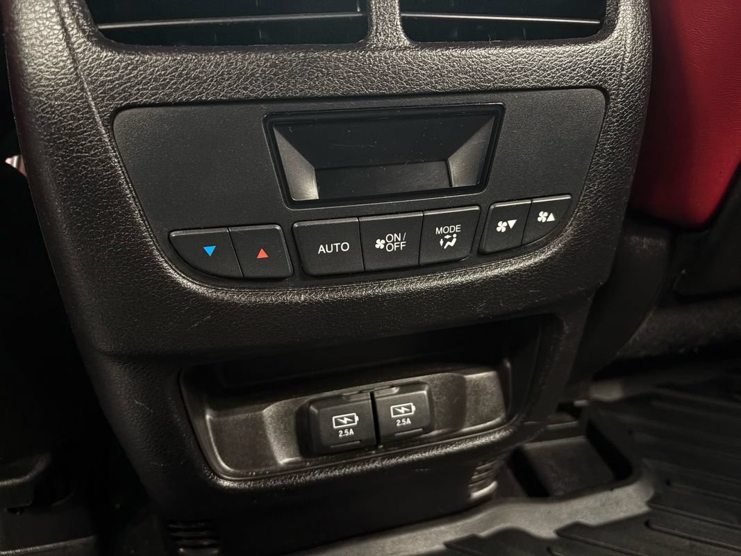 Used 2020 Acura MDX w/ Technology Package AWD/4WD image 31