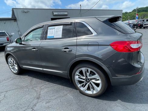 Used 2017 Lincoln MKX Reserve w/ Lincoln MKX Climate Package AWD/4WD image 4