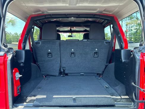 Used 2023 Jeep Wrangler Unlimited Sport AWD/4WD image 17