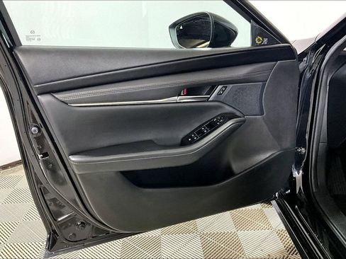 Used 2025 MAZDA MAZDA3 s FWD image 18