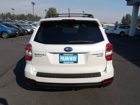 Used 2014 Subaru Forester 2.5i Limited AWD/4WD image 4