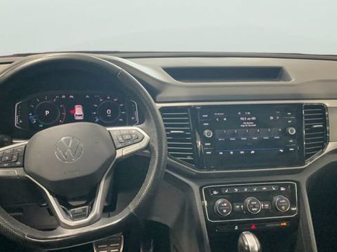 Used 2020 Volkswagen Atlas Cross Sport SEL R-Line AWD/4WD image 10