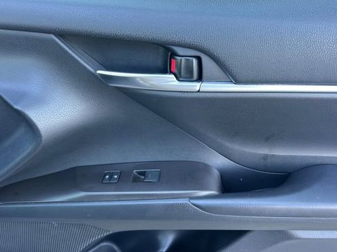 Used 2023 Toyota Camry LE image 20