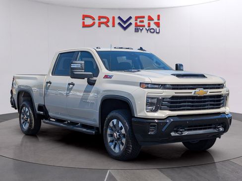 New 2026 Chevrolet Silverado 2500 Custom w/ Custom Value Package AWD/4WD image 7