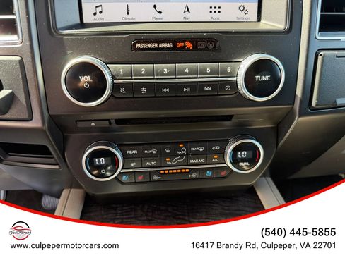 Used 2018 Ford Expedition Limited w/ Equipment Group 301A AWD/4WD image 26