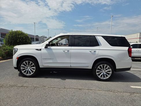 Used 2023 GMC Yukon Denali RWD image 4