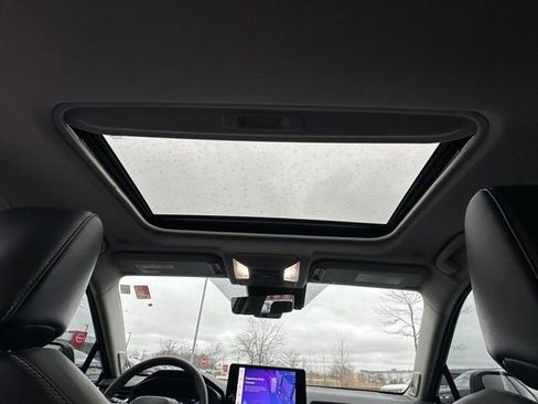 Used 2024 Toyota RAV4 Limited w/ Advanced Technology Package image 31