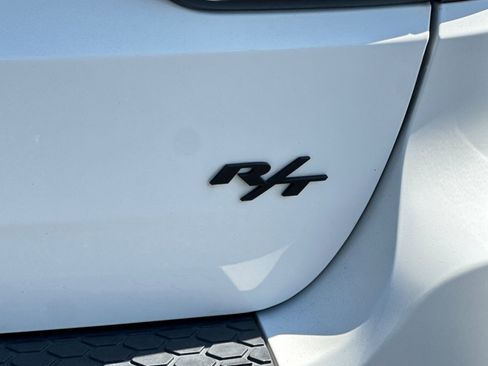 Used 2017 Dodge Durango R/T w/ Technology Group RWD image 23