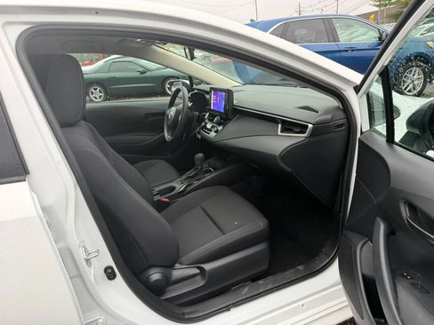 Used 2023 Toyota Corolla LE w/ Carpet Mat Package (TMS) FWD image 12