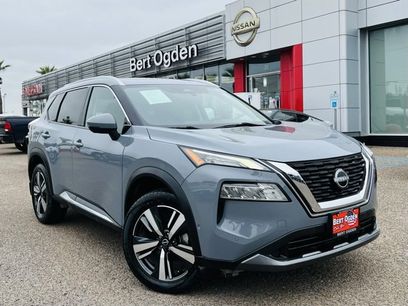 Used 2023 Nissan Rogue SL w/ SL Premium Package