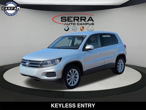Used 2014 Volkswagen Tiguan SE image 1