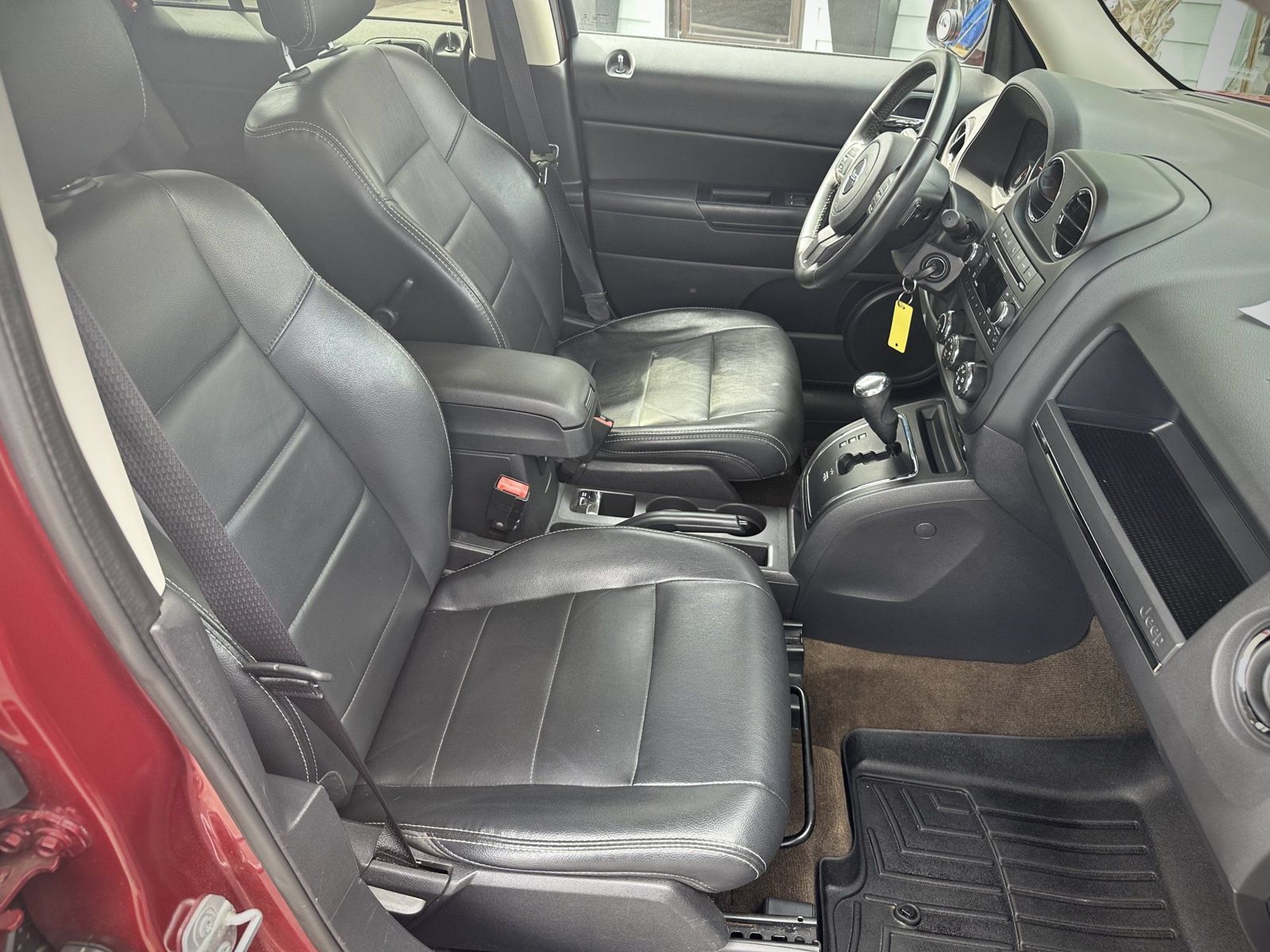 Used 2017 Jeep Patriot High Altitude AWD/4WD image 12