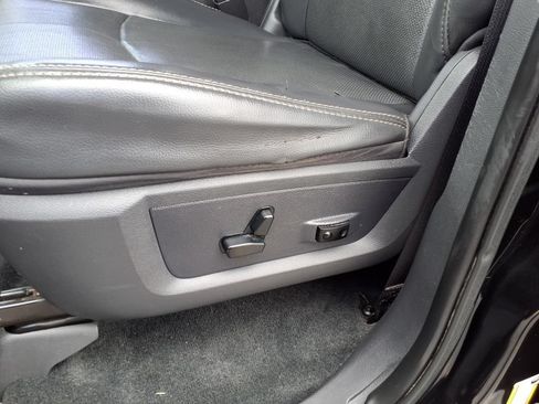 Used 2011 RAM 1500 Sport w/ Sport Premium Group AWD/4WD image 23