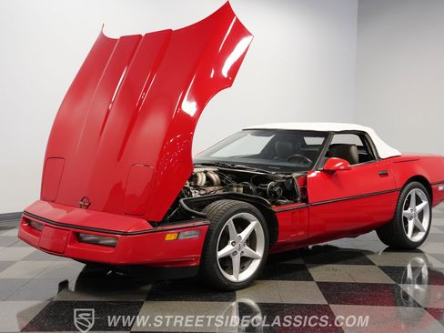 Used 1989 Chevrolet Corvette Convertible image 31
