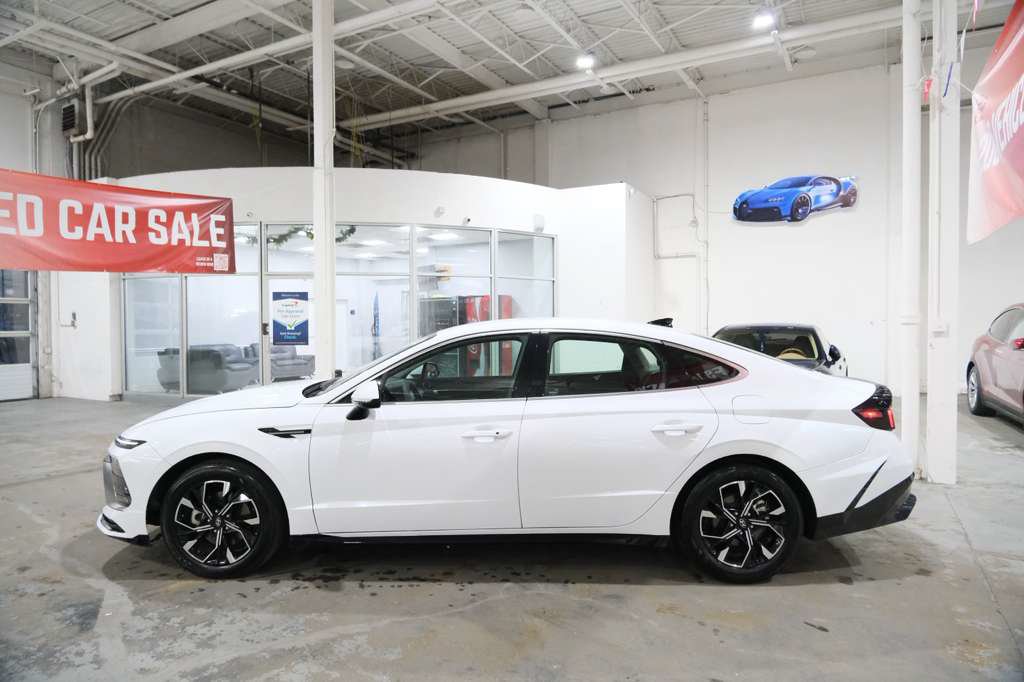 Used 2025 Hyundai Sonata SEL FWD image 6