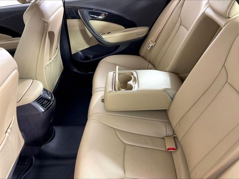 Used 2015 Hyundai Azera FWD image 37