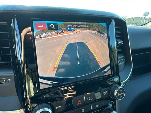 Used 2025 RAM 1500 Big Horn image 29