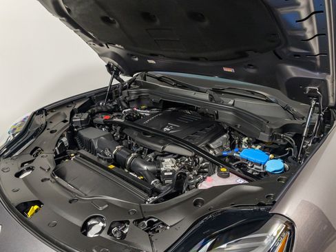 Used 2024 Maserati Grecale GT image 31