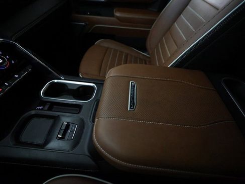 Used 2024 GMC Sierra 2500 Denali Ultimate image 41