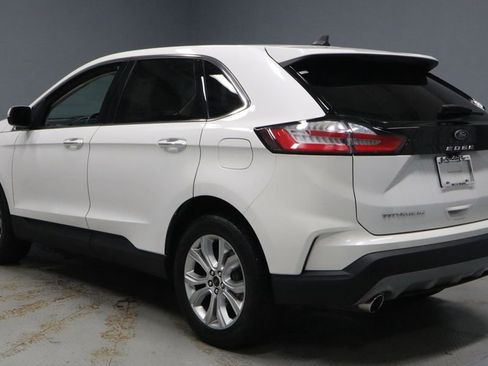 Certified 2023 Ford Edge Titanium AWD/4WD image 10