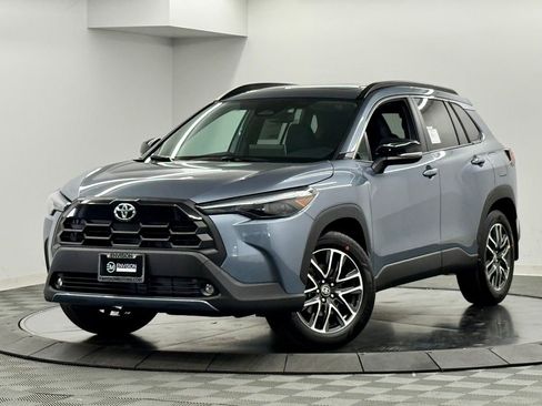 New 2026 Toyota Corolla Cross XLE image 2