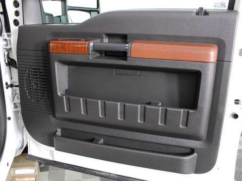 Used 2014 Ford F350 King Ranch w/ Snow Plow Prep Package image 39