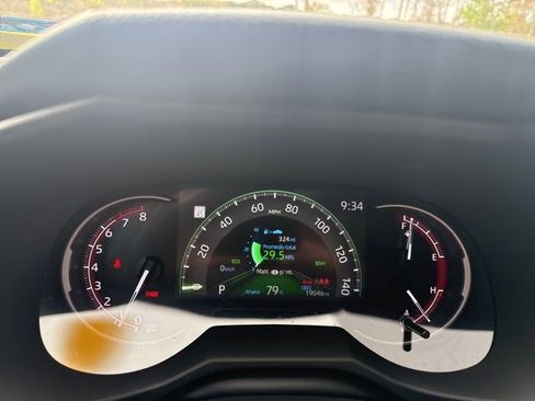 Used 2025 Toyota RAV4 XLE w/ Convenience Package image 15